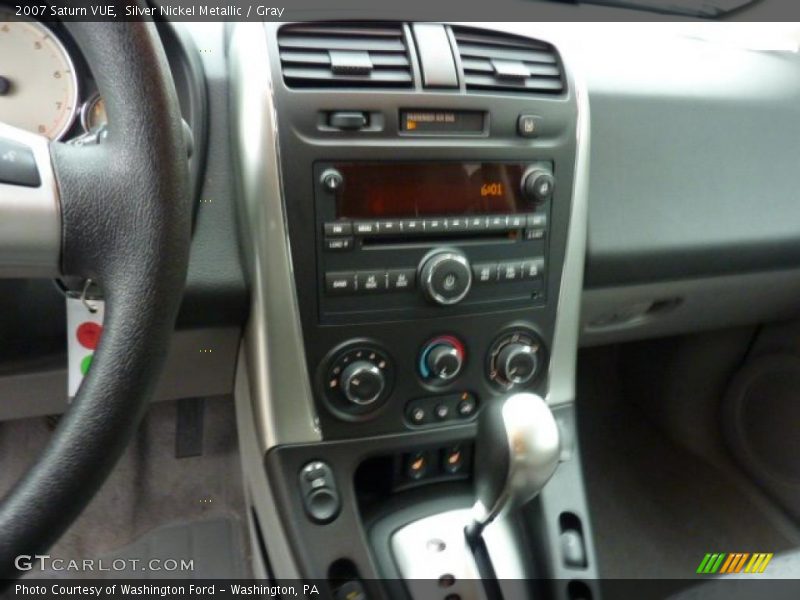 Silver Nickel Metallic / Gray 2007 Saturn VUE