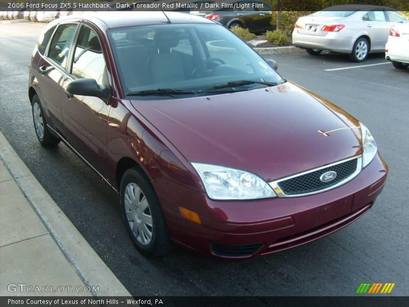 Dark Toreador Red Metallic / Dark Flint/Light Flint 2006 Ford Focus ZX5 S Hatchback