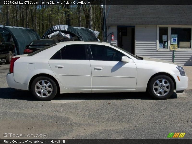 White Diamond / Light Gray/Ebony 2005 Cadillac CTS Sedan