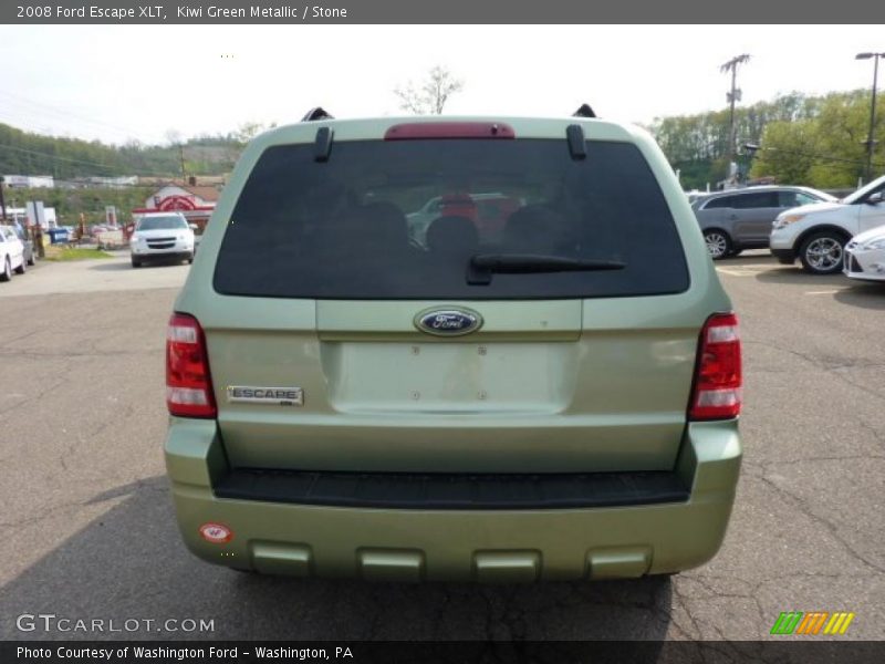 Kiwi Green Metallic / Stone 2008 Ford Escape XLT