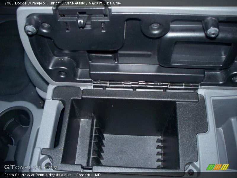 Bright Silver Metallic / Medium Slate Gray 2005 Dodge Durango ST