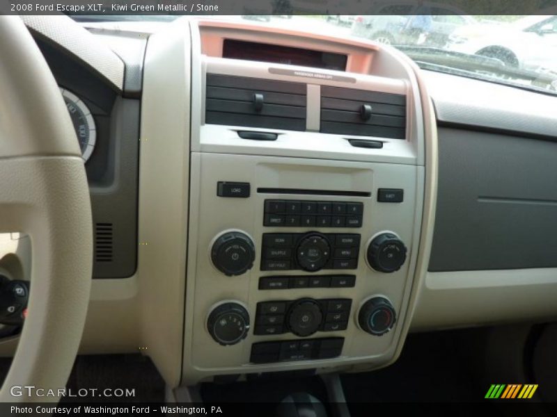 Kiwi Green Metallic / Stone 2008 Ford Escape XLT