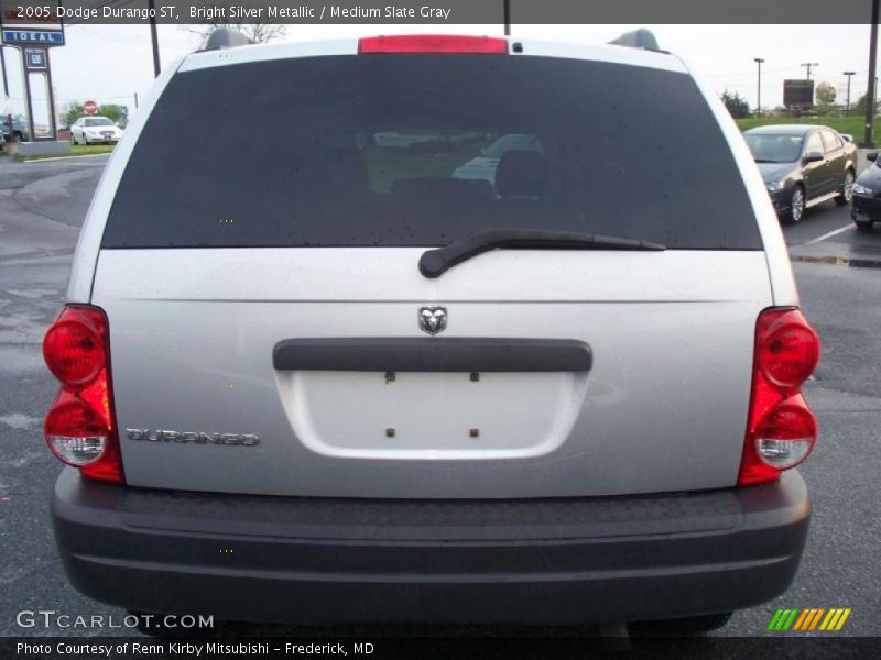Bright Silver Metallic / Medium Slate Gray 2005 Dodge Durango ST