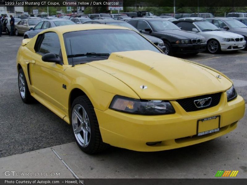 Chrome Yellow / Dark Charcoal 1999 Ford Mustang GT Coupe