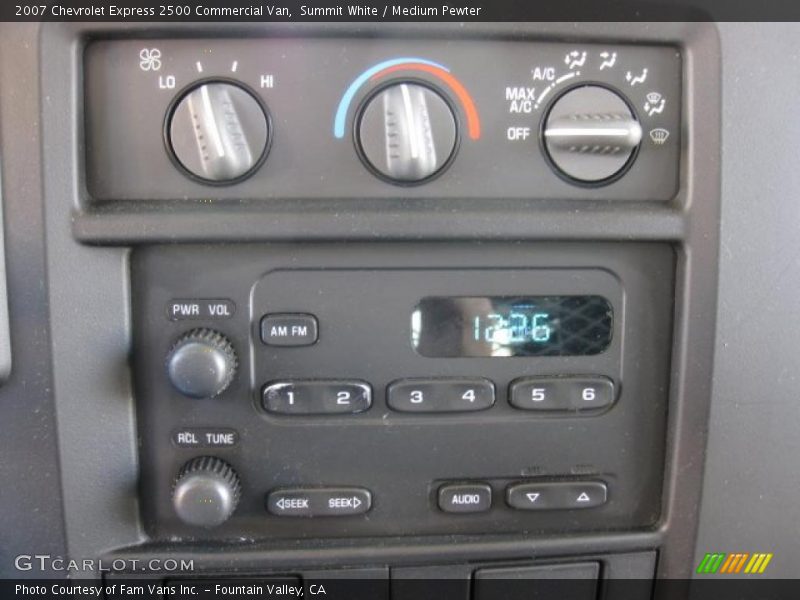 Summit White / Medium Pewter 2007 Chevrolet Express 2500 Commercial Van