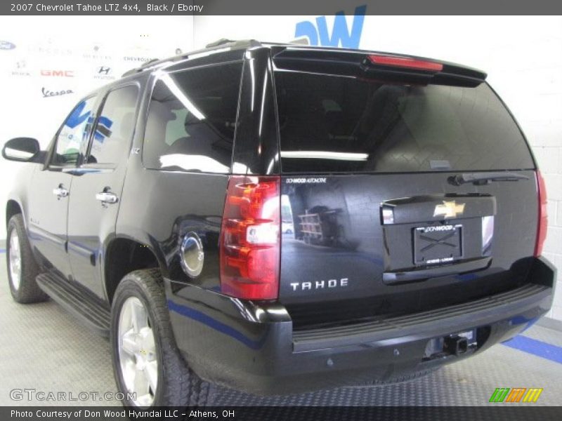 Black / Ebony 2007 Chevrolet Tahoe LTZ 4x4