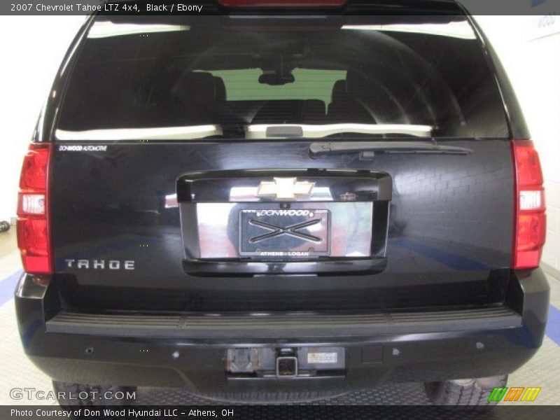 Black / Ebony 2007 Chevrolet Tahoe LTZ 4x4