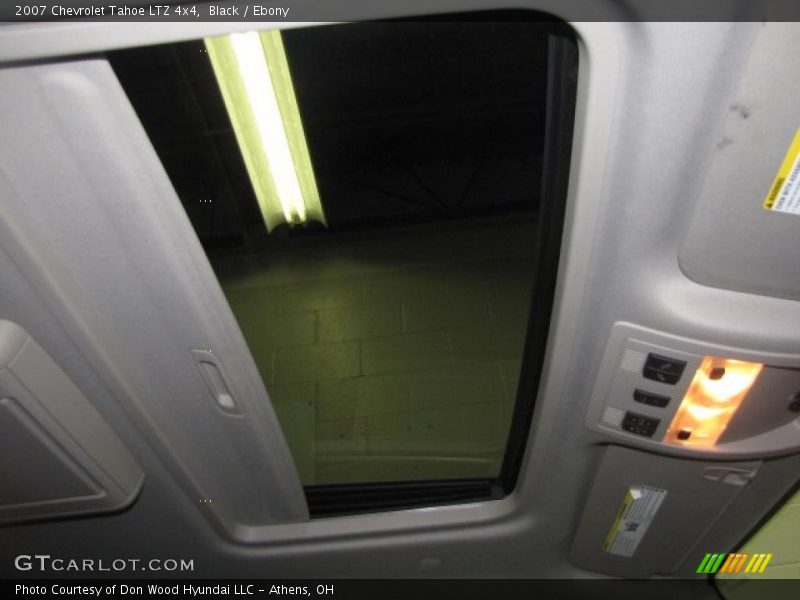 Black / Ebony 2007 Chevrolet Tahoe LTZ 4x4