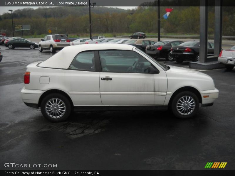 Cool White / Beige 1998 Volkswagen Cabrio GL