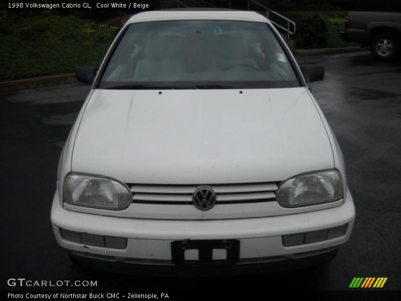Cool White / Beige 1998 Volkswagen Cabrio GL