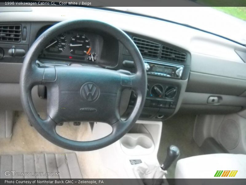 Cool White / Beige 1998 Volkswagen Cabrio GL