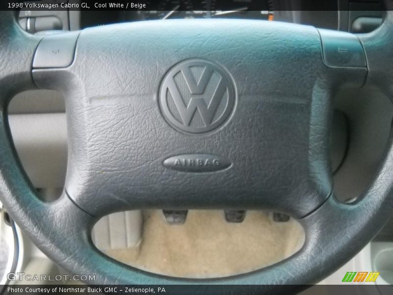 Cool White / Beige 1998 Volkswagen Cabrio GL