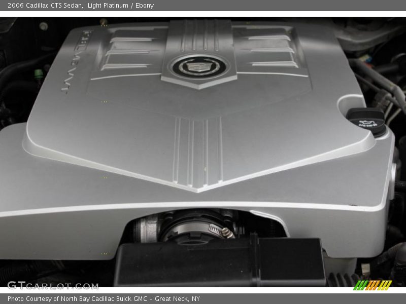 Light Platinum / Ebony 2006 Cadillac CTS Sedan