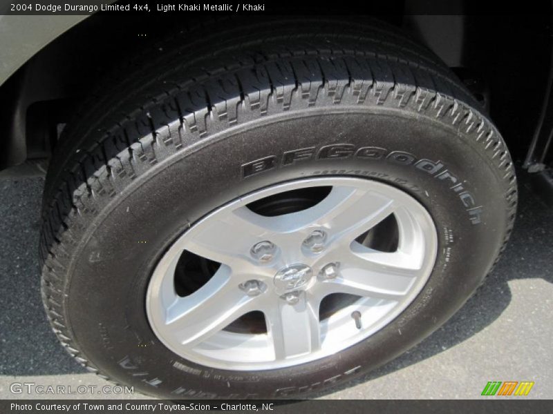 Light Khaki Metallic / Khaki 2004 Dodge Durango Limited 4x4