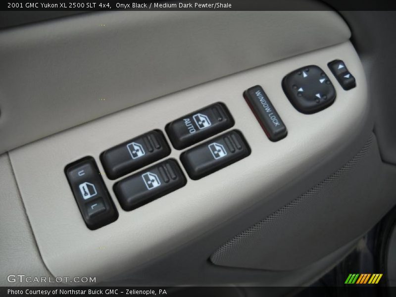 Onyx Black / Medium Dark Pewter/Shale 2001 GMC Yukon XL 2500 SLT 4x4