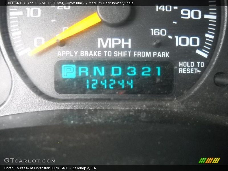 Onyx Black / Medium Dark Pewter/Shale 2001 GMC Yukon XL 2500 SLT 4x4