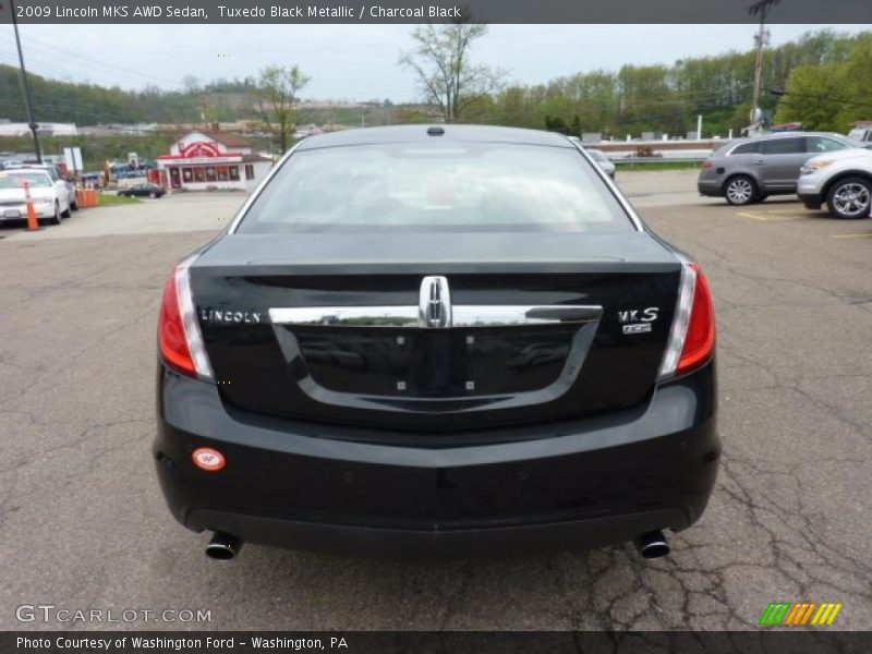 Tuxedo Black Metallic / Charcoal Black 2009 Lincoln MKS AWD Sedan