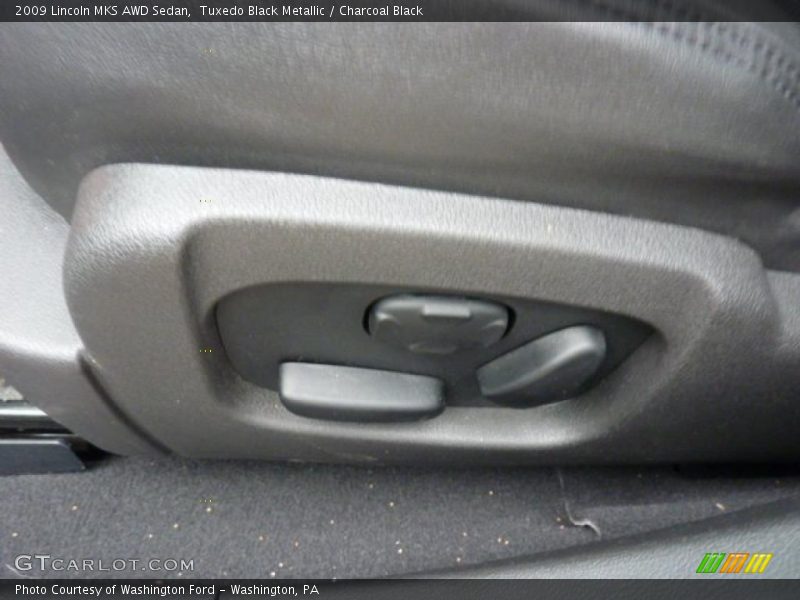 Tuxedo Black Metallic / Charcoal Black 2009 Lincoln MKS AWD Sedan