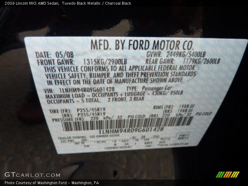 Tuxedo Black Metallic / Charcoal Black 2009 Lincoln MKS AWD Sedan