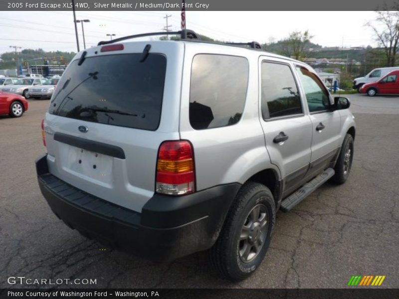 Silver Metallic / Medium/Dark Flint Grey 2005 Ford Escape XLS 4WD