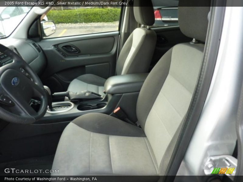 Silver Metallic / Medium/Dark Flint Grey 2005 Ford Escape XLS 4WD