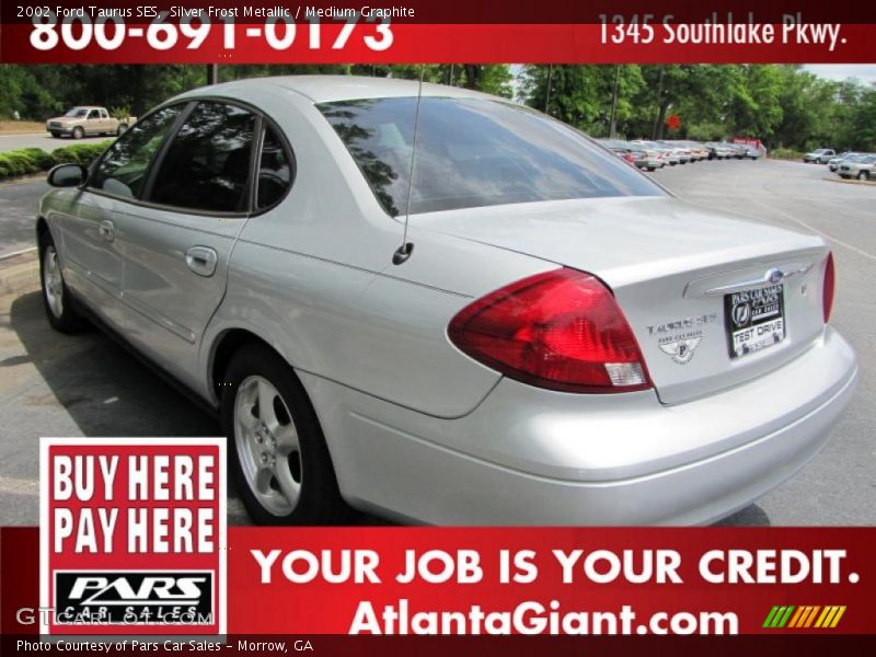 Silver Frost Metallic / Medium Graphite 2002 Ford Taurus SES