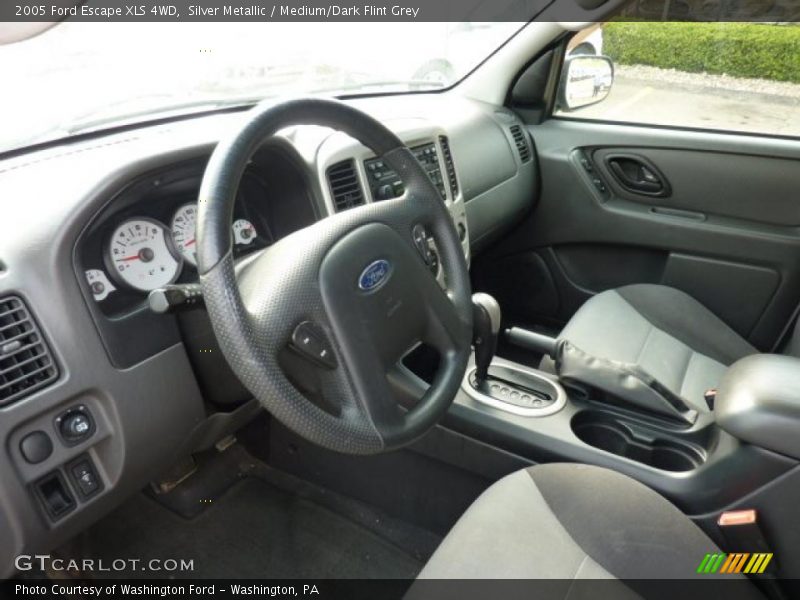 Silver Metallic / Medium/Dark Flint Grey 2005 Ford Escape XLS 4WD