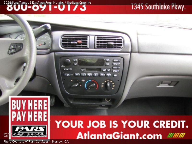 Silver Frost Metallic / Medium Graphite 2002 Ford Taurus SES