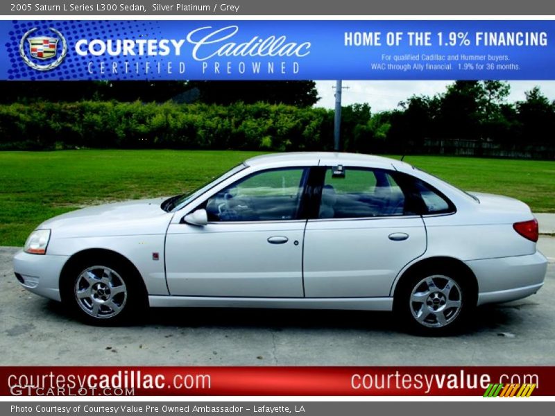 Silver Platinum / Grey 2005 Saturn L Series L300 Sedan