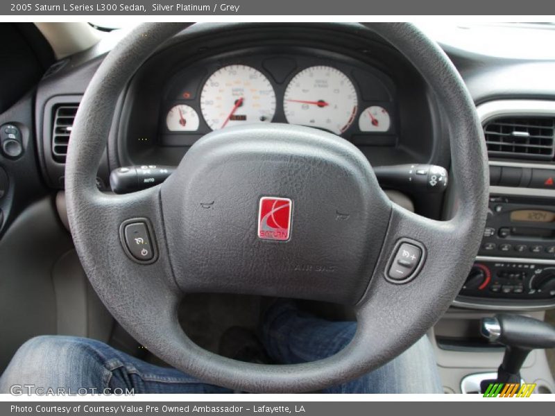 Silver Platinum / Grey 2005 Saturn L Series L300 Sedan