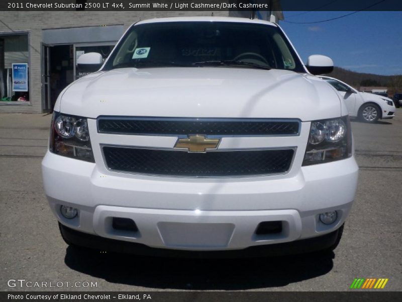 Summit White / Light Cashmere/Dark Cashmere 2011 Chevrolet Suburban 2500 LT 4x4