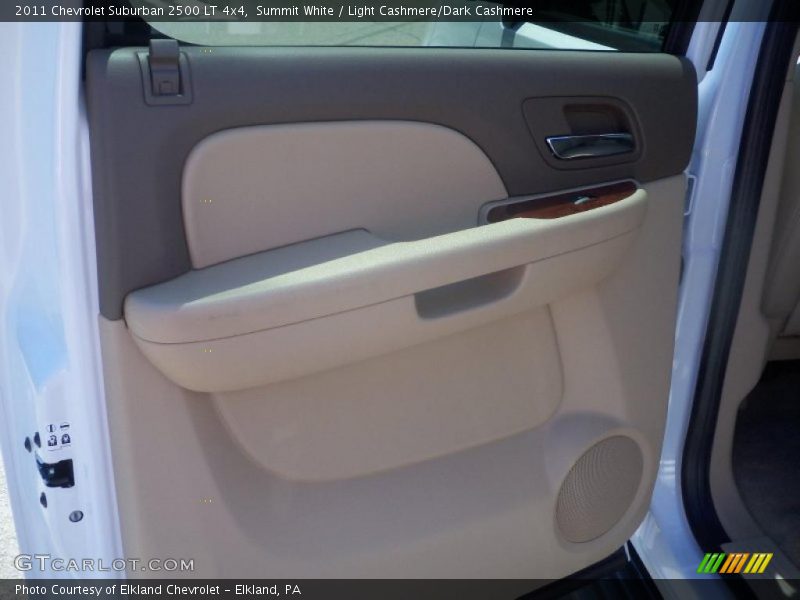 Summit White / Light Cashmere/Dark Cashmere 2011 Chevrolet Suburban 2500 LT 4x4