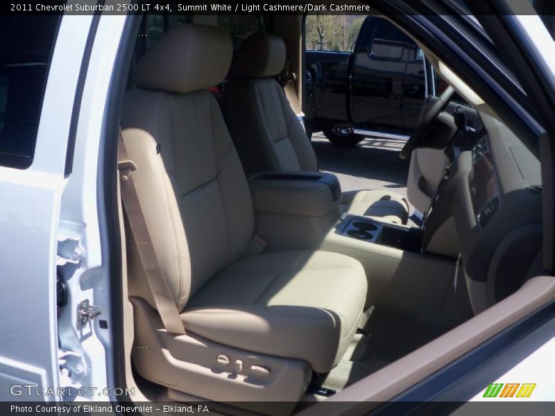 Summit White / Light Cashmere/Dark Cashmere 2011 Chevrolet Suburban 2500 LT 4x4