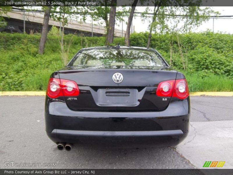 Black / Pure Beige 2007 Volkswagen Jetta 2.5 Sedan