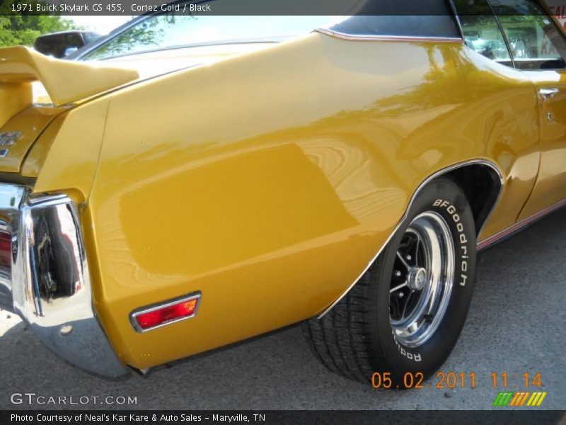 Cortez Gold / Black 1971 Buick Skylark GS 455