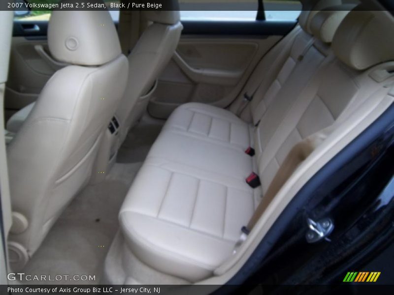 Black / Pure Beige 2007 Volkswagen Jetta 2.5 Sedan