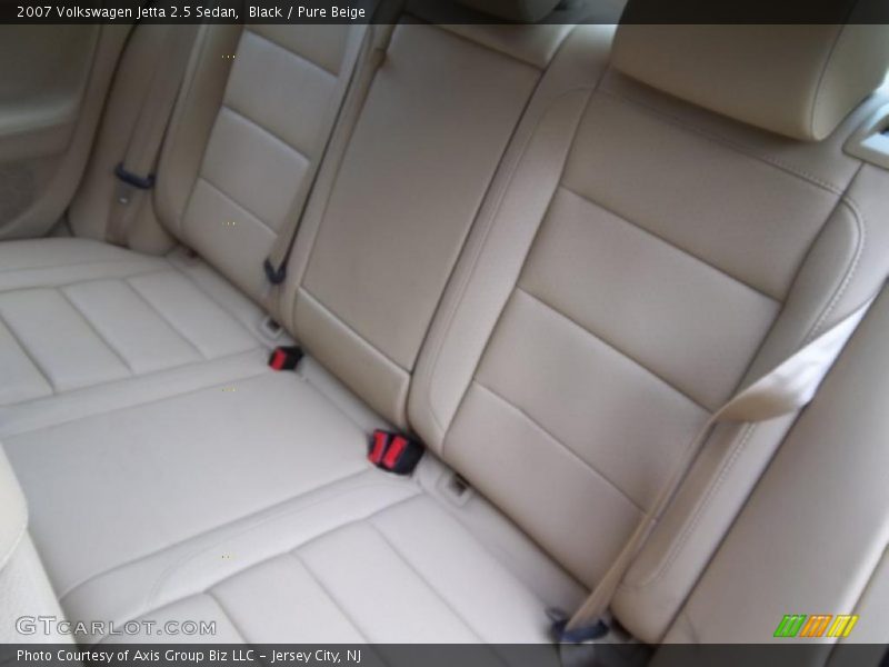 Black / Pure Beige 2007 Volkswagen Jetta 2.5 Sedan