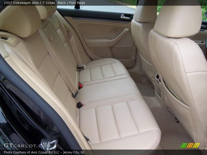 Black / Pure Beige 2007 Volkswagen Jetta 2.5 Sedan