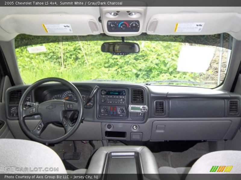 Summit White / Gray/Dark Charcoal 2005 Chevrolet Tahoe LS 4x4