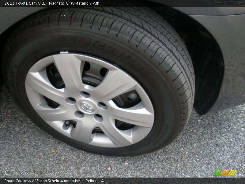 Magnetic Gray Metallic / Ash 2011 Toyota Camry LE