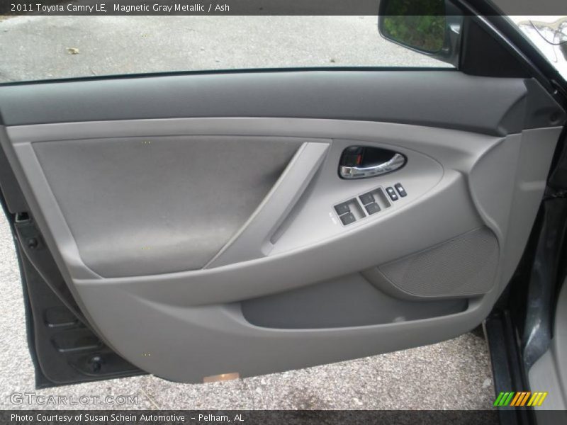 Magnetic Gray Metallic / Ash 2011 Toyota Camry LE