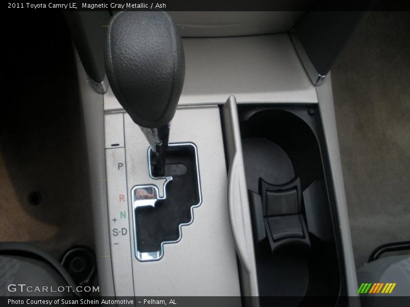 Magnetic Gray Metallic / Ash 2011 Toyota Camry LE