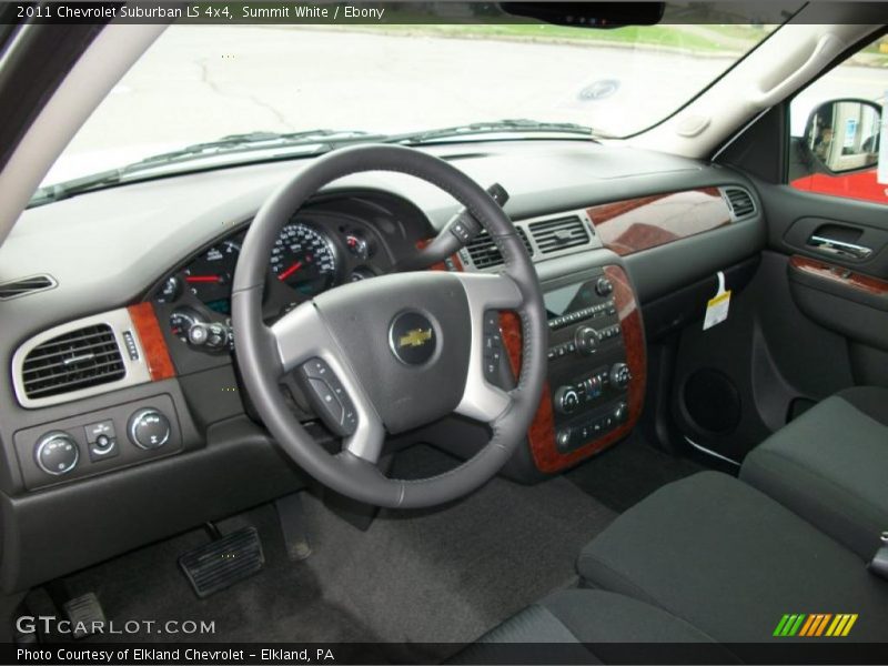 Summit White / Ebony 2011 Chevrolet Suburban LS 4x4