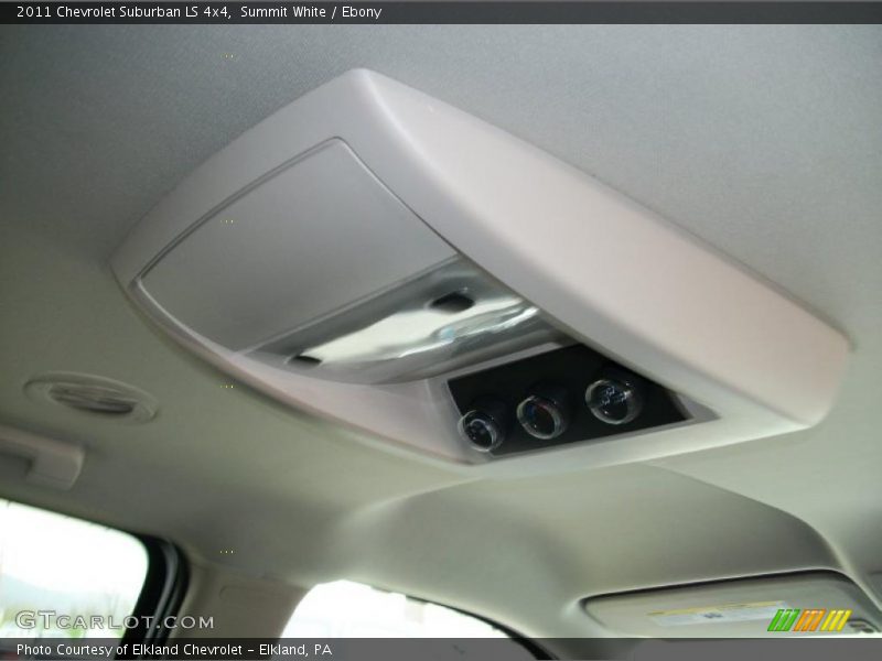 Summit White / Ebony 2011 Chevrolet Suburban LS 4x4