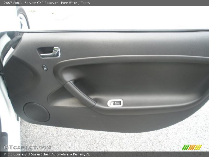 Door Panel of 2007 Solstice GXP Roadster