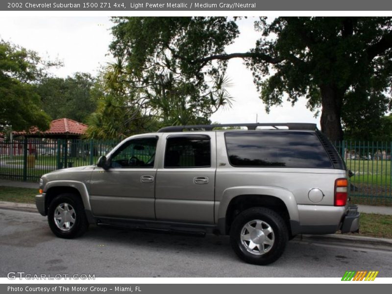 Light Pewter Metallic / Medium Gray/Neutral 2002 Chevrolet Suburban 1500 Z71 4x4