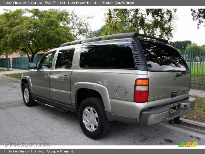 Light Pewter Metallic / Medium Gray/Neutral 2002 Chevrolet Suburban 1500 Z71 4x4