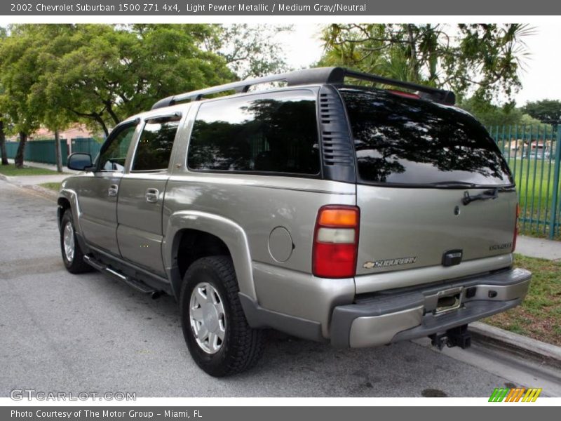 Light Pewter Metallic / Medium Gray/Neutral 2002 Chevrolet Suburban 1500 Z71 4x4