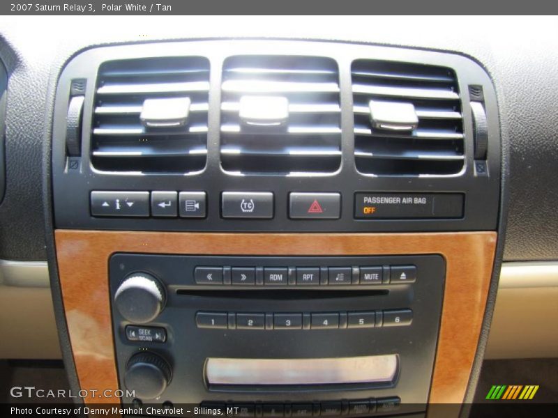 Polar White / Tan 2007 Saturn Relay 3