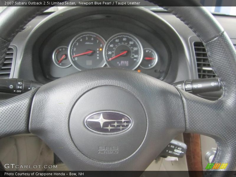  2007 Outback 2.5i Limited Sedan Steering Wheel
